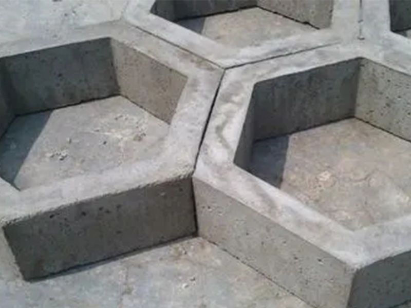 空心六棱護坡（pō）